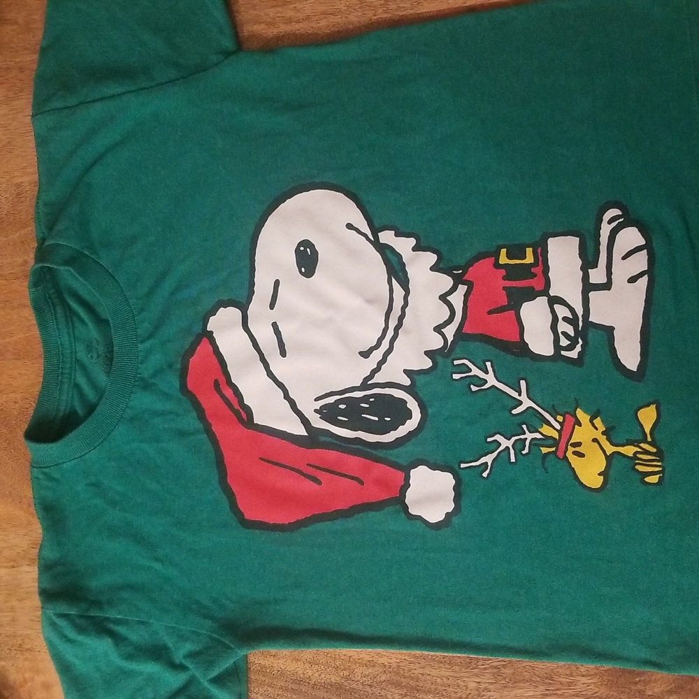 Snoopy, Woodstock Christmas tee